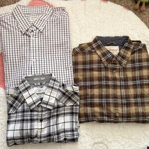 Men’s long sleeve collared button-up shirts × 3
